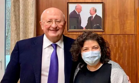 Carla Vizzotti se reunió con el director del Instituto Gamaleya, Alexander Gintsburg, y su equipo en Rusia. Carla Vizzotti se reunió con el director del Instituto Gamaleya, Alexander Gintsburg, y su equipo en Rusia.