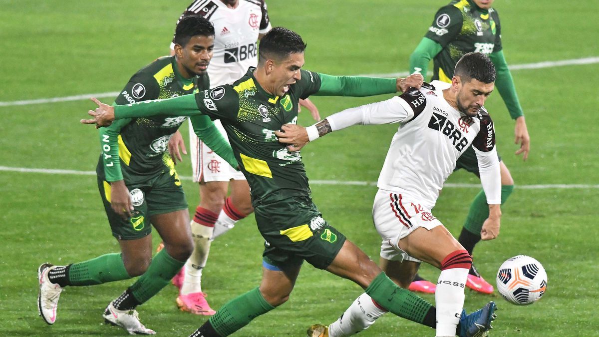 Defensa y Justicia visita a Flamengo para intentar reveritr la serie y avanzar a cuartos de final de la Copa Libertadores.