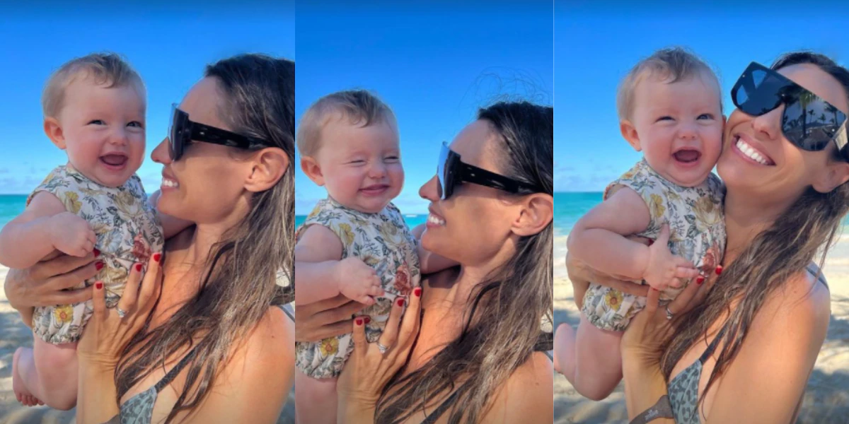 Pampita junto a su pequeña hija Ana, en Punta Cana.