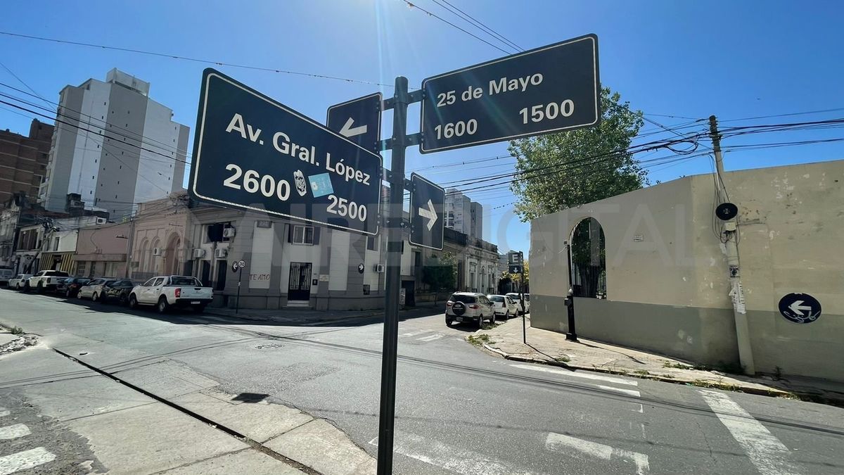 25 de Mayo y General López: un entredicho entre un hombre que bajaba de su vehículo y trapitos terminó en una pelea.