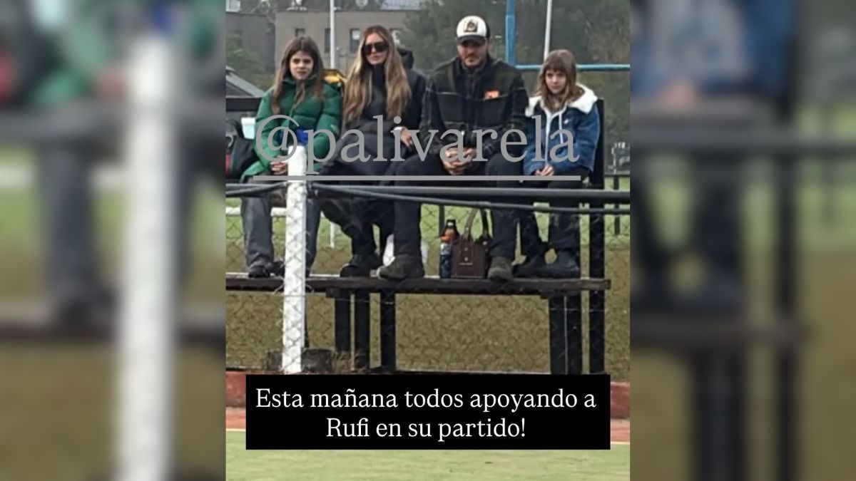 Mauro Icardi y sus hijas fueron a ver un partido de Rufina Cabré junto a la China Suárez. Mauro Icardi y sus hijas fueron a ver un partido de Rufina Cabré junto a la China Suárez.
