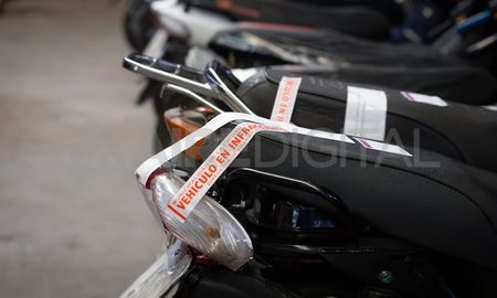 Solamente en un mes, la policía de Santa Fe retuvo más de 600 motos. Solamente en un mes, la policía de Santa Fe retuvo más de 600 motos.