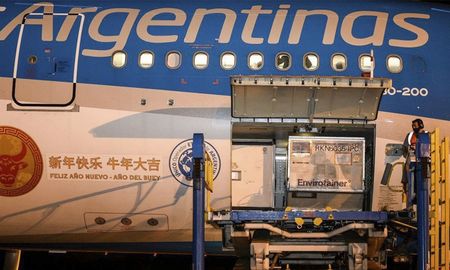 Está prevista la llegada de diez vuelos durante el mes de julio para transportar 8 millones de dosis Está prevista la llegada de diez vuelos durante el mes de julio para transportar 8 millones de dosis