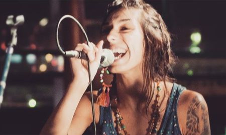 Araceli Julio era cantante de Satélite Kingston y activa denunciante de los ajustes oncológicos. Araceli Julio era cantante de Satélite Kingston y activa denunciante de los ajustes oncológicos.