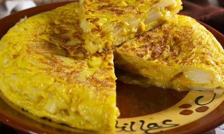 como preparar una sabrosa tortilla de papas vegana sin huevo como preparar una sabrosa tortilla de papas vegana sin huevo