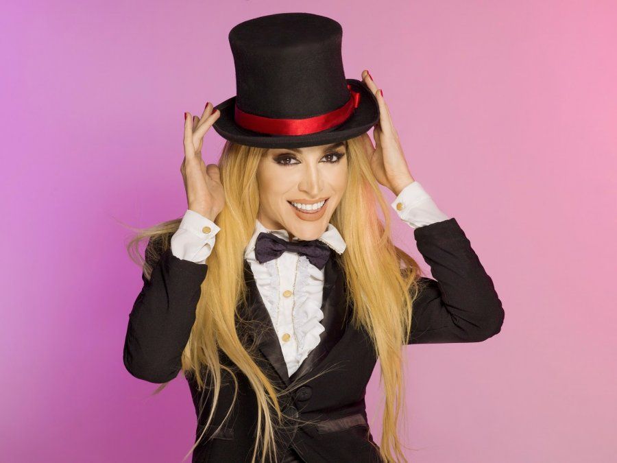 La función de Fátima Florez tuvo que ser suspendida media hora antes de finalizar