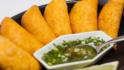 Cómo hacer empanadas colombianas: la receta de masa de maíz y el secreto de su relleno