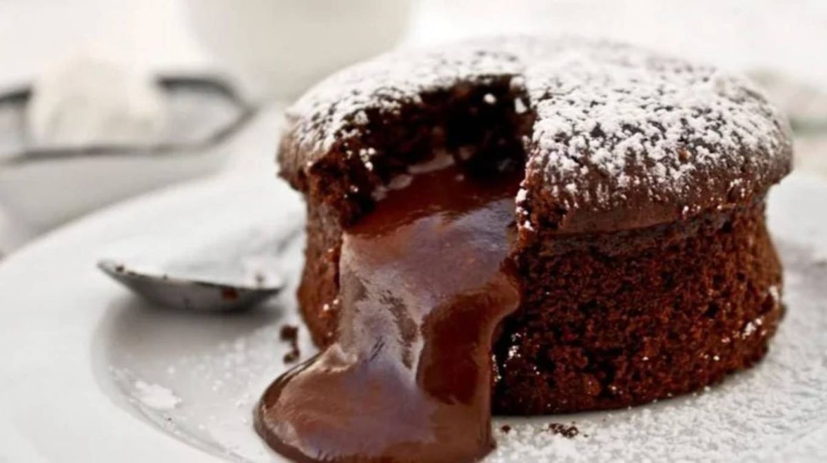 Volcán de chocolate tibio