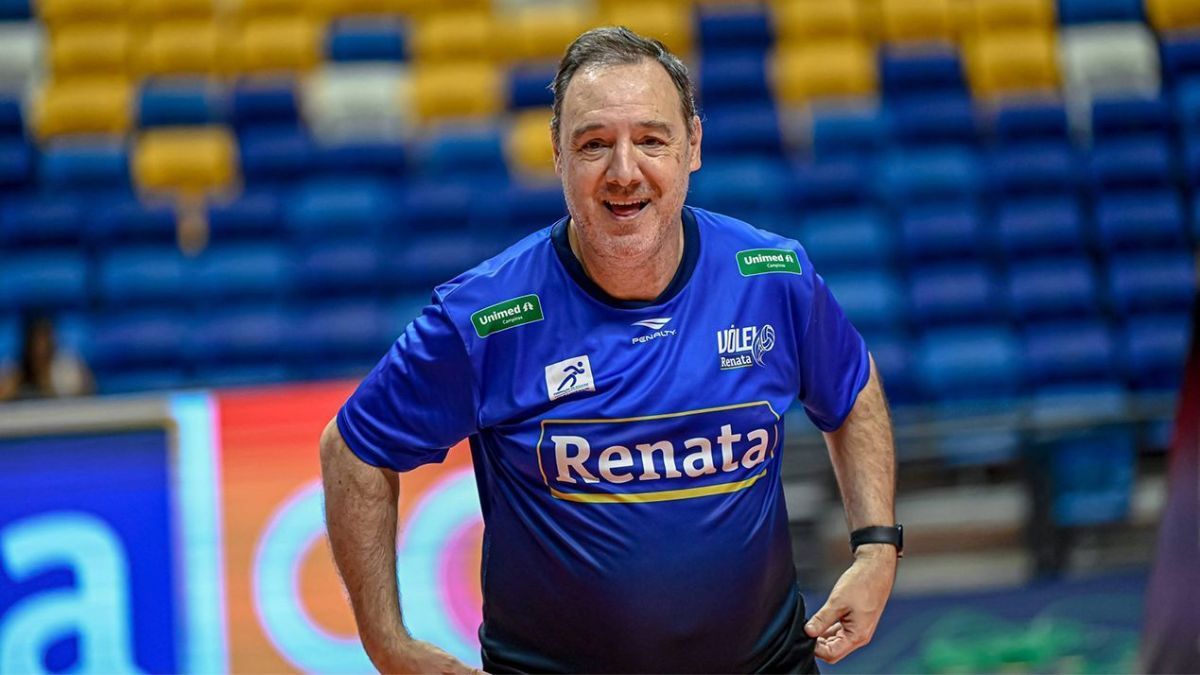 Horacio Dileo es el nuevo entrenador de la selección argentina de vóley. Horacio Dileo es el nuevo entrenador de la selección argentina de vóley.