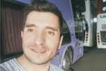 A tresmeses del fatal accidente en la autopista, compañeros de Mariano Acosta reconocerán al chofer con un emotivo acto. A tresmeses del fatal accidente en la autopista, compañeros de Mariano Acosta reconocerán al chofer con un emotivo acto.