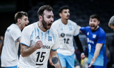 Luciano De Cecco batió un récord impresionante tras el partido de la Selección Argentina en el Mundial de vóley ante Finlandia. Luciano De Cecco batió un récord impresionante tras el partido de la Selección Argentina en el Mundial de vóley ante Finlandia.