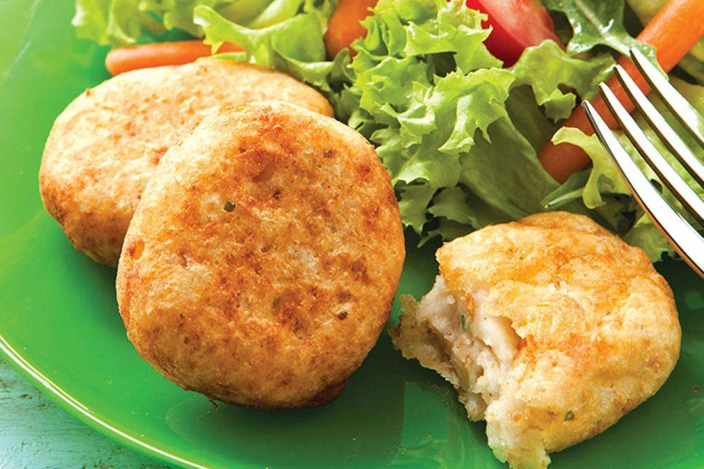 Tortitas de papa con atún.