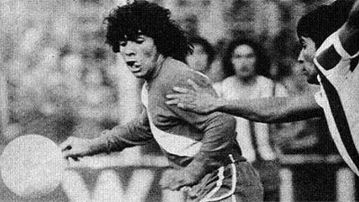 Diego Armando Maradona vistió la casaca de seis equipos en su notable historia como futbolista