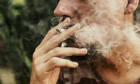 los usuarios de drogas siguen siendo el blanco en el combate del narcotrafico los usuarios de drogas siguen siendo el blanco en el combate del narcotrafico