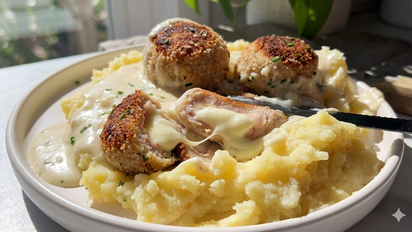 Albóndigas de pollo rellenas de jamón y queso: la receta que sólo lleva 20 minutos