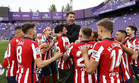 El conjunto colchonero ganó la liga española al mando del entrenador argentino. Es el segundo título para Diego Simeone desde la 2013/2014. El conjunto colchonero ganó la liga española al mando del entrenador argentino. Es el segundo título para Diego Simeone desde la 2013/2014.
