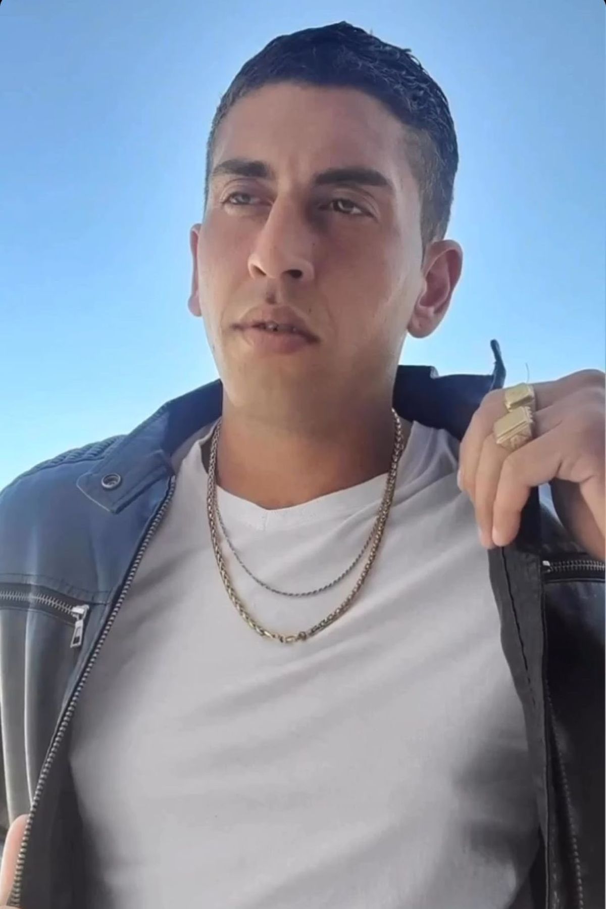 Agostino Carriño sería el nuevo novio de Morena Rial: está preso por robo y fue condenado a siete años y medio de prisión. Agostino Carriño sería el nuevo novio de Morena Rial: está preso por robo y fue condenado a siete años y medio de prisión.