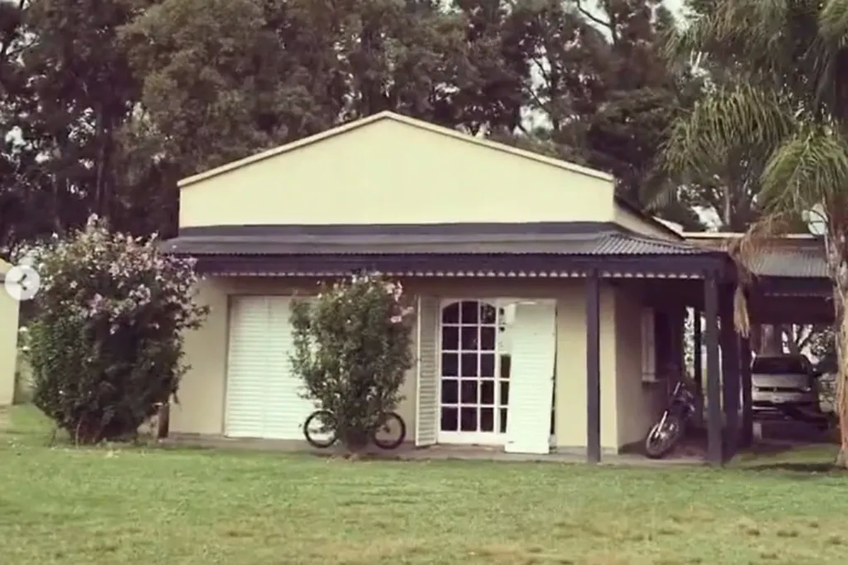 La casa de Julieta Prandi y Emanuel Ortega fue construida por el padre de él, Palito Ortega.