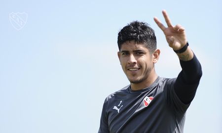 Alan Franco se despidió de Independiente para sumarse al Atlanta United de la MLS, donde dirige Gabriel Heinze. Alan Franco se despidió de Independiente para sumarse al Atlanta United de la MLS, donde dirige Gabriel Heinze.