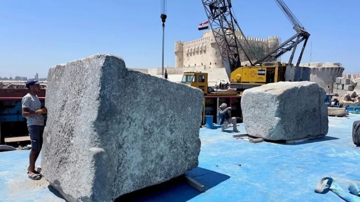 El proyecto PHAROS integra arqueología tradicional con simulación digital para recrear la iluminación y estructura del faro más famoso de la historia. El proyecto PHAROS integra arqueología tradicional con simulación digital para recrear la iluminación y estructura del faro más famoso de la historia.