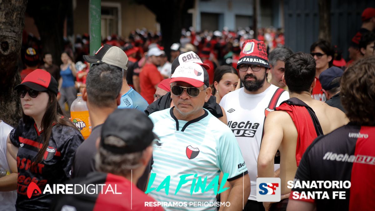 Las 73 mejores fotos del paso de los hinchas sabaleros por Asunción