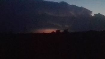 Así avanza la tormenta en la provincia de Santa Fe. Imagen tomada desde la localidad de Humboldt.
