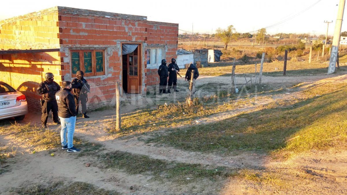 Allanaron viviendas en la manzana 1 de Alto Verde en Santa Fe.&nbsp;