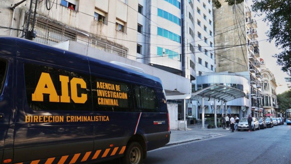 Pese a que en un primer momento se hab&iacute;a informado que el cuerpo era de un hombre, el fiscal a cargo de la investigaci&oacute;n confirm&oacute; que se trata de una mujer.&nbsp;