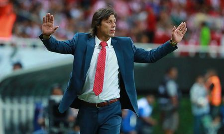 Matías Almeyda, entrenador del San José Earthquakes de la MLS, es el principal candidato a dirigir la selección de Chile. Matías Almeyda, entrenador del San José Earthquakes de la MLS, es el principal candidato a dirigir la selección de Chile.