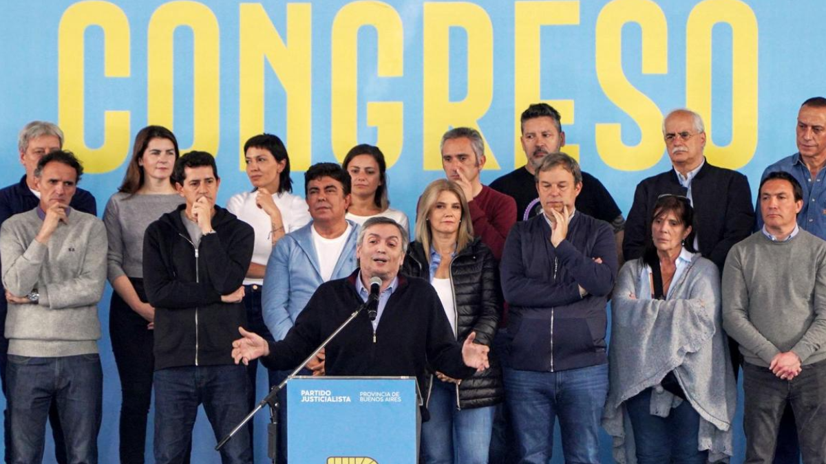 El presidente del PJ bonaerense y diputado nacional por el Frente de Todos le reclamó a la central obrera que atienda “los reclamos más urgentes”