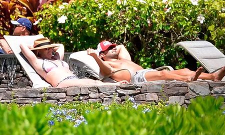 Britney Spears junto a su novio, Sam Asghai en Hawai Britney Spears junto a su novio, Sam Asghai en Hawai