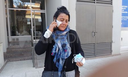 Yanina insistió con el pedido de seguridad en el barrio desde el móvil de Ahora Vengo. Yanina insistió con el pedido de seguridad en el barrio desde el móvil de Ahora Vengo.