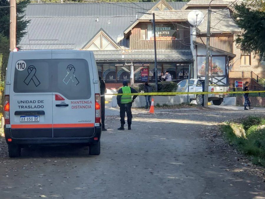 Discutieron por un lugar en la fila de un supermercado y uno de ellos terminó degollado