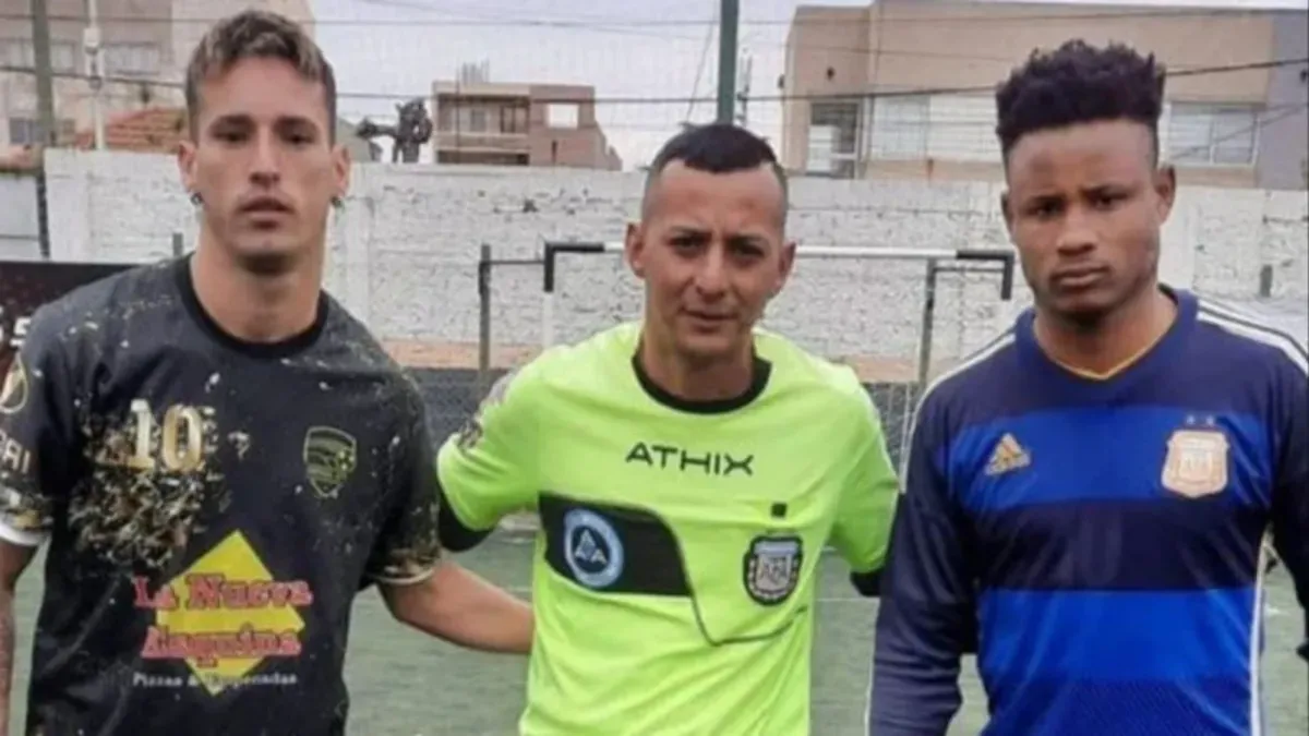 El árbitro agredido declaró ante las autoridades y expresó temor por su vida, el deportista se sintió acorralado. El árbitro agredido declaró ante las autoridades y expresó temor por su vida, el deportista se sintió acorralado.