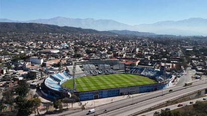Colón tiene día y horario para visitar en Jujuy a Gimnasia: va por televisión