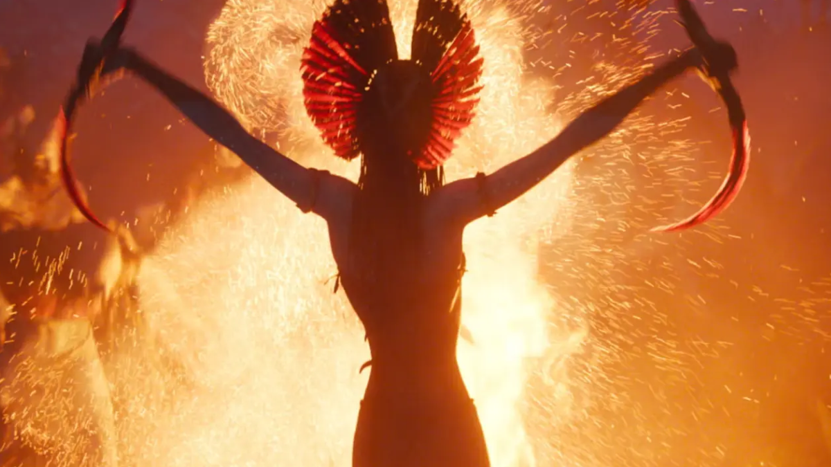 La tercera película de Avatar ya está disponible en cines y es un despliegue visual impresionante, pero con poca impronta narrativa.