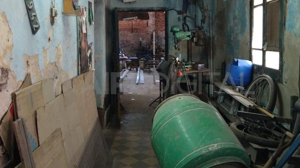 El taller de herrería está ubicado en barrio Barranquitas de la ciudad de Santa Fe.