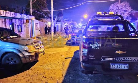 El Chivo Saravia fue asesinado en su casa de San Nicolás al 3.700, en la zona sudoeste de Rosario. El Chivo Saravia fue asesinado en su casa de San Nicolás al 3.700, en la zona sudoeste de Rosario.
