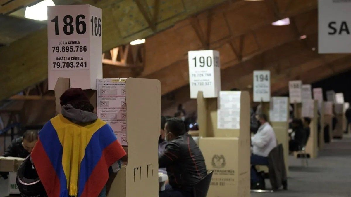 Se aguardan los resultados de las elecciones en Colombia.