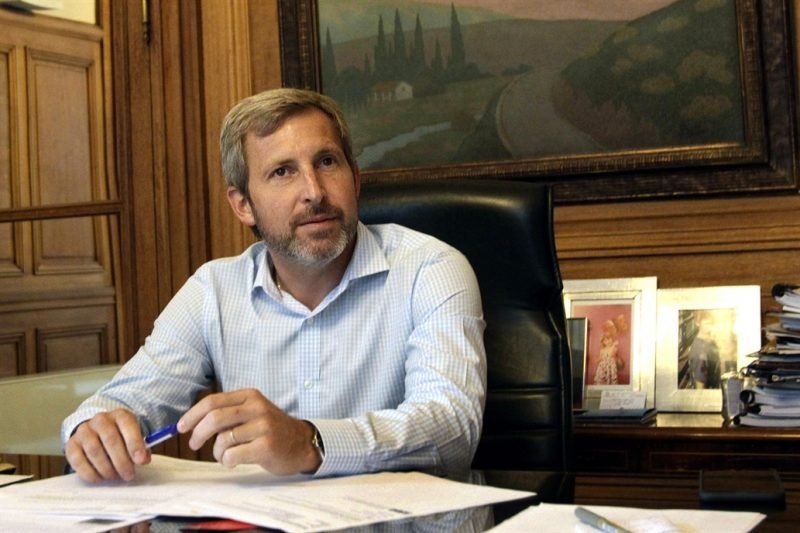 El gobierno ratificó que convocará a la oposición para buscar acuerdos económicos