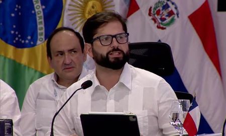 El presidente chileno Gabriel Boric señaló en la Cumbre Iberoamericana que el gobierno de Daniel Ortega es una dictadura familiar. El presidente chileno Gabriel Boric señaló en la Cumbre Iberoamericana que el gobierno de Daniel Ortega es una dictadura familiar.
