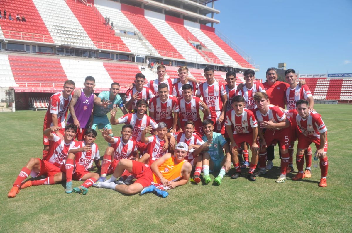 Unión le ganó a River en Reserva y lo puede bajar de la punta del campeonato.
