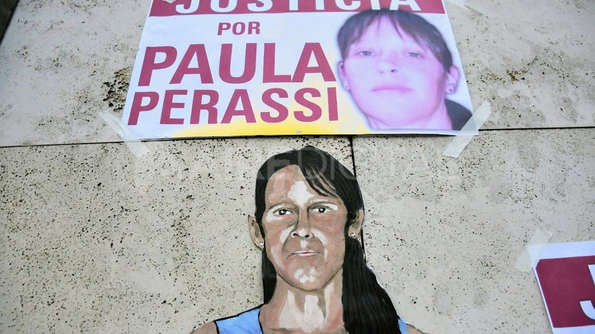 Las audiencias continuarán mañana y pasado y se espera que en 20 días el tribunal, conformado por Ileana Alonso, Paula Sansó y José Luis Mascani, de a conocer si confirman el fallo o lo revocan. En la jornada del miércoles se realizará el alegato de la fiscalía y de la querella y luego se realizarán entrevistas a los acusados.