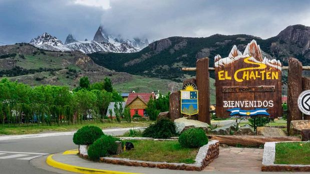 El valor de la tasa turística en El Chaltén se ajusta automáticamente con el precio del combustible para evitar que el fondo de mantenimiento pierda poder adquisitivo frente a la inflación.