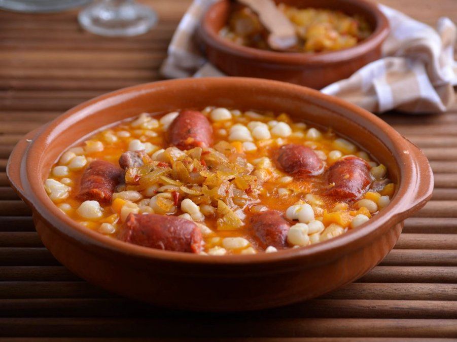 Un municipio de Entre Ríos prohíbe la venta de locro y comidas tradicionales para el 1° de Mayo