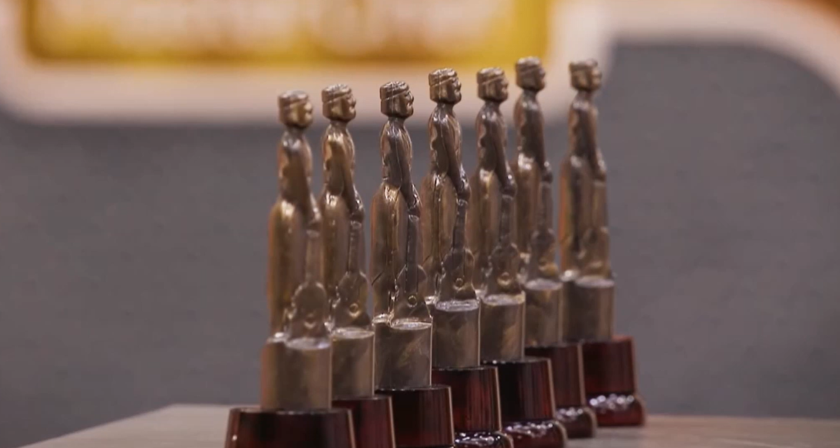 Los participantes de MasterChef recibieron un Martín Fierro. Los participantes de MasterChef recibieron un Martín Fierro.