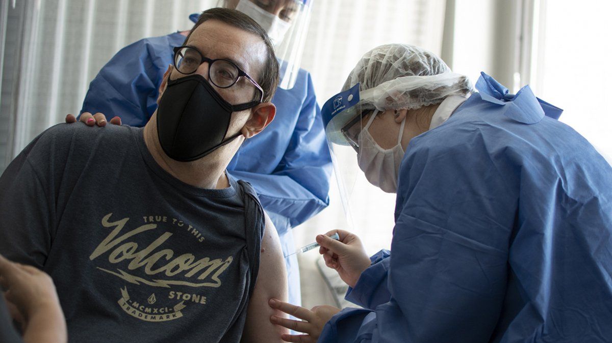 Ya fue vacunado contra el covid-19&nbsp;el 71.3% de las personas con discapacidad en toda la provincia.