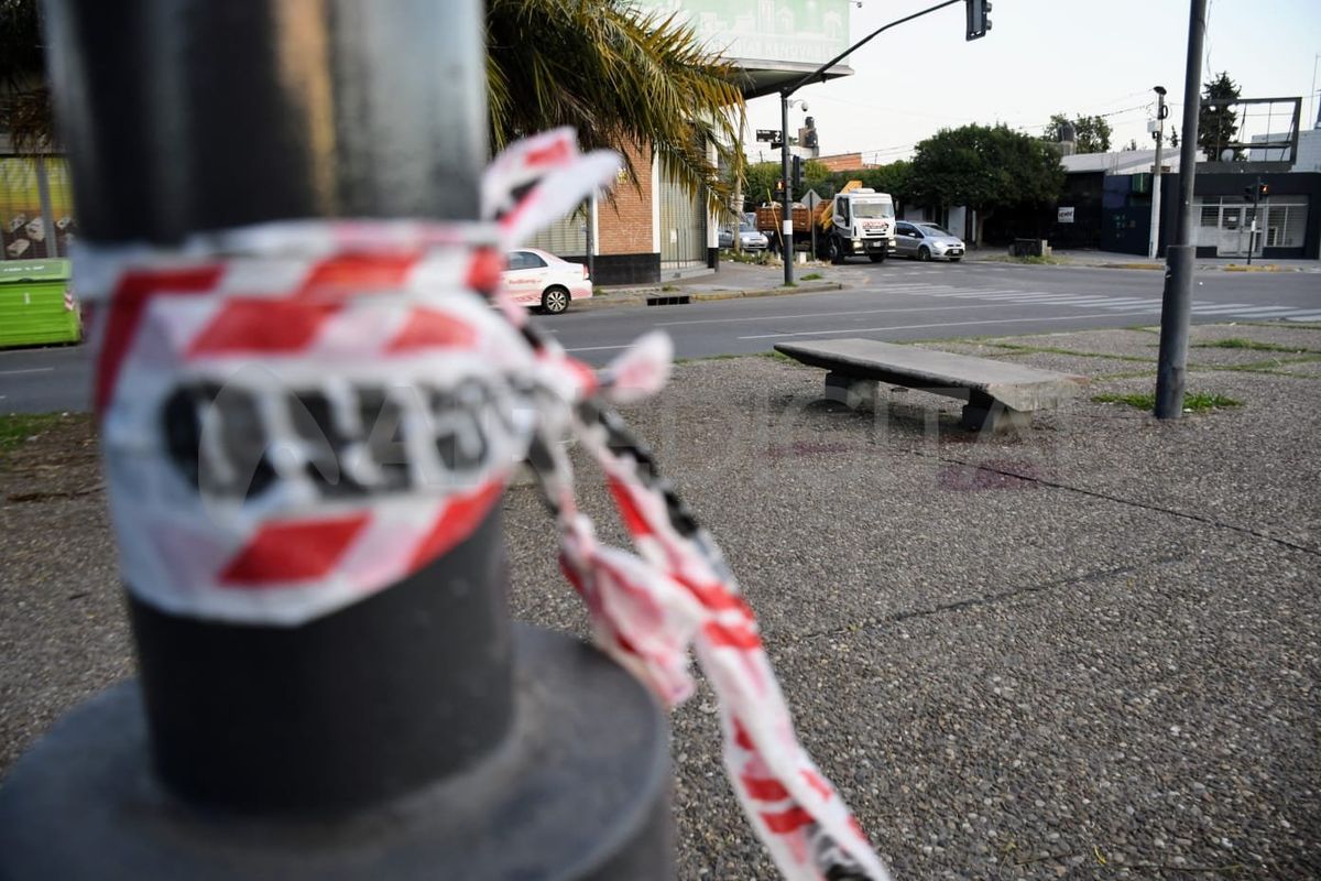 El lugar en donde ocurrió el crimen. El lugar en donde ocurrió el crimen.