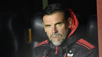 Fin de un ciclo muy breve: Andrés Yllana dejó de ser el director técnico de Colón