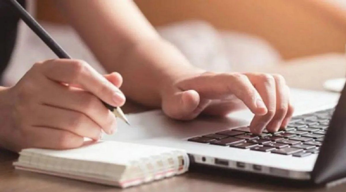 En los dos primeros años de la pandemia quedaron expuestas las limitaciones de la conectividad a internet en Santa Fe y en todo el país.